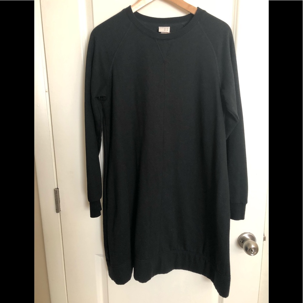 Black long sleeve sweatshirt dress